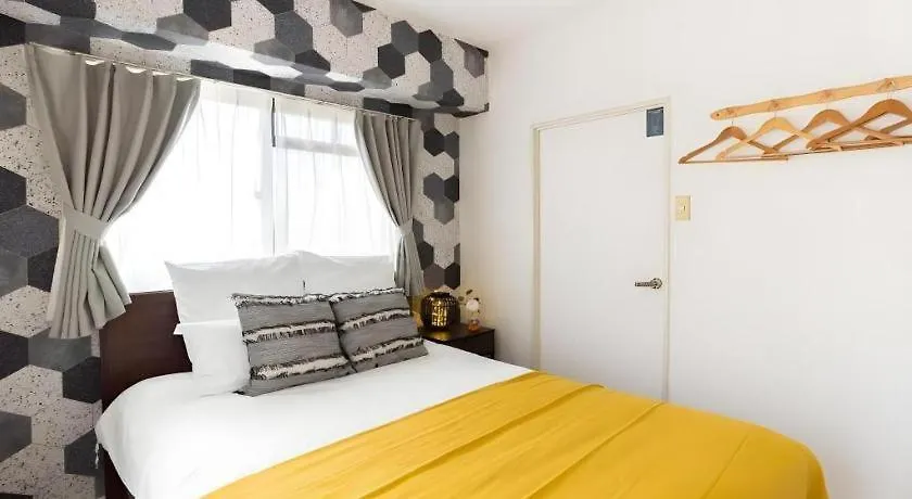 Bijou Suites Pine Brook 405 Ōsaka