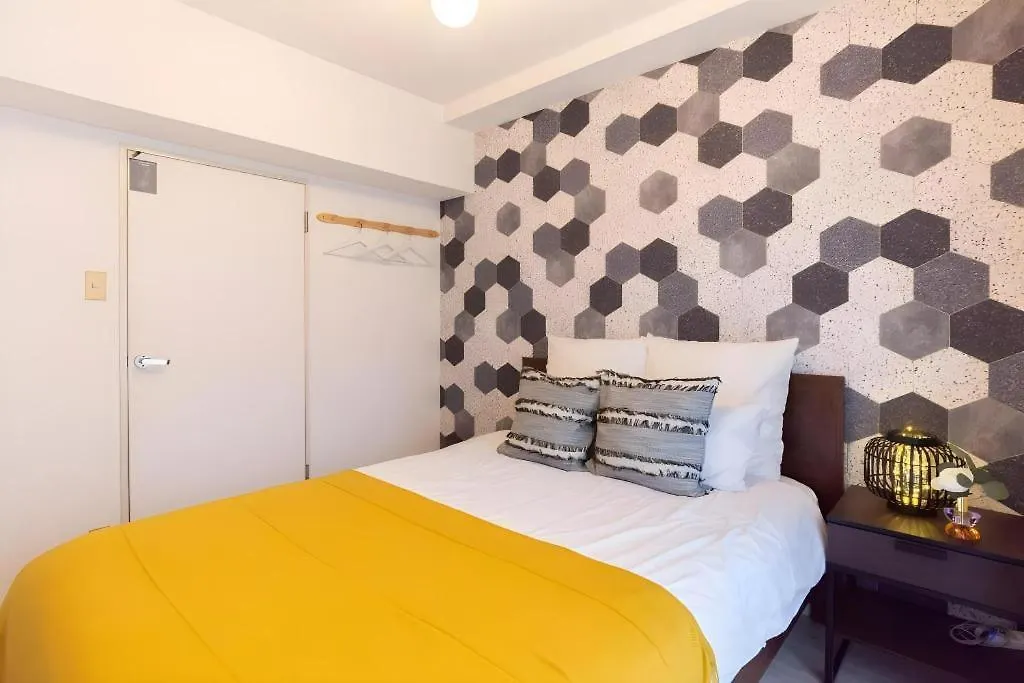 Bijou Suites Pine Brook 405 Ōsaka 2*,