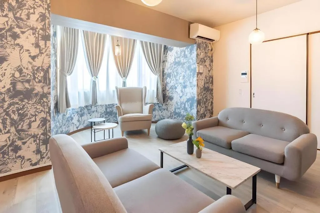 Bijou Suites Pine Brook 405 Ōsaka