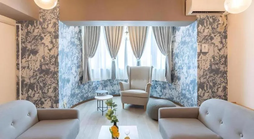 Bijou Suites Pine Brook 405 大阪 酒店