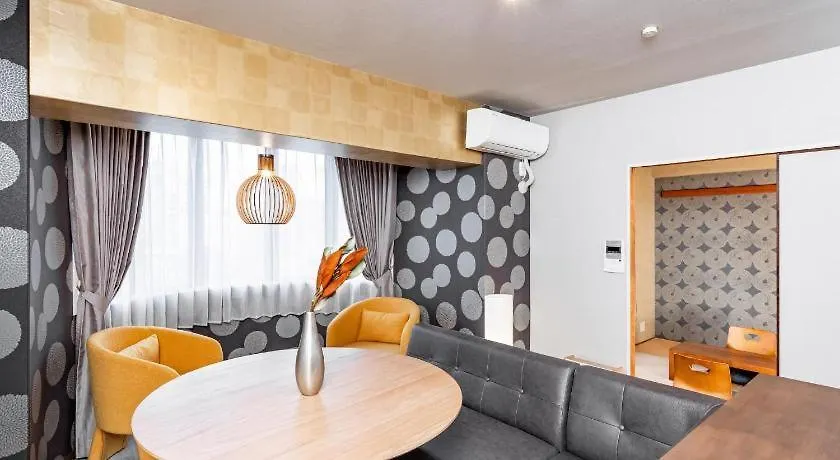 Bijou Suites Pine Brook 405 Osaka